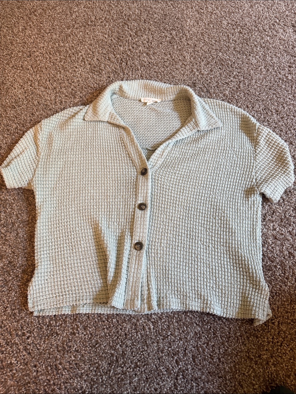 Women’s Short-Sleeve Waffle Button-Up Shirt - Light Mint
